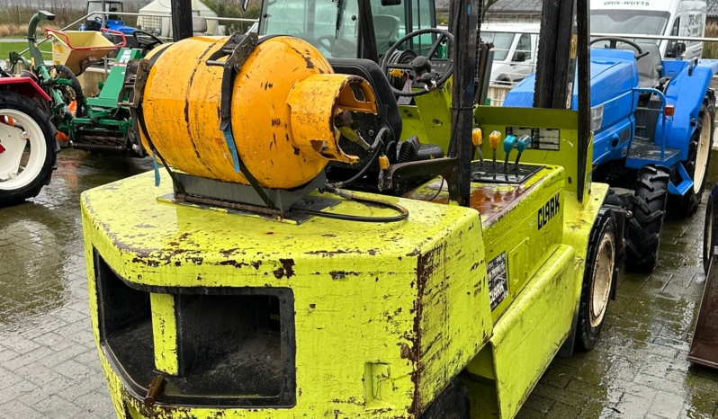 Forklift Benzine Gas hoogte 4.5 – Ophef 3000t full